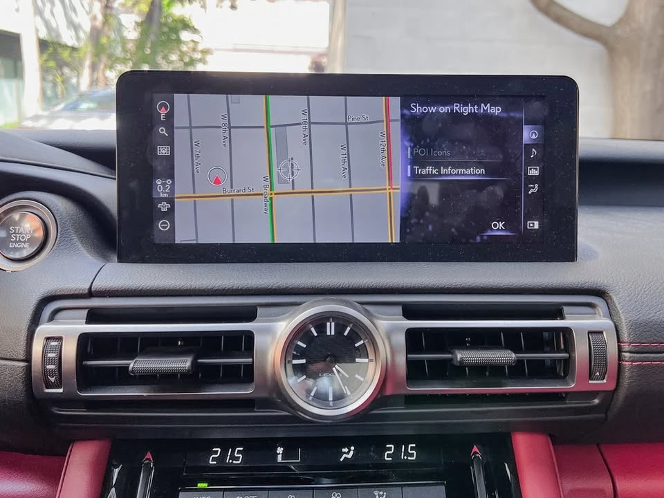2022 Lexus IS 3rd Gen - Image 16 of 19