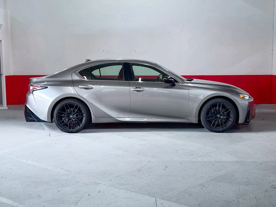 2022 Lexus IS 3rd Gen - Image 6 of 19