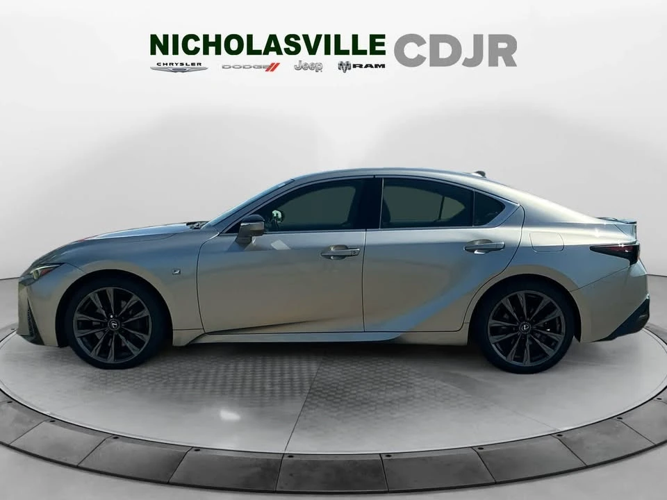 2022 Lexus IS 3rd Gen - Image 2 of 11