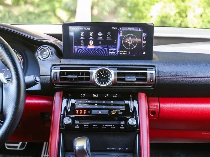 2022 Lexus IS 3rd Gen - Image 17 of 21
