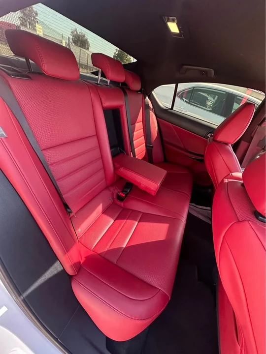 2022 Lexus IS 3rd Gen - Image 5 of 7