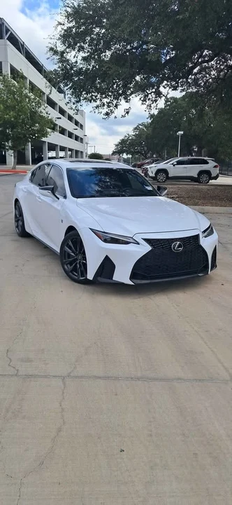 2022 Lexus IS 3rd Gen - Image 2 of 11
