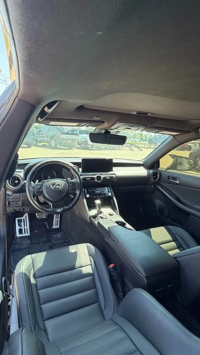 2022 Lexus IS 3rd Gen - Image 2 of 8