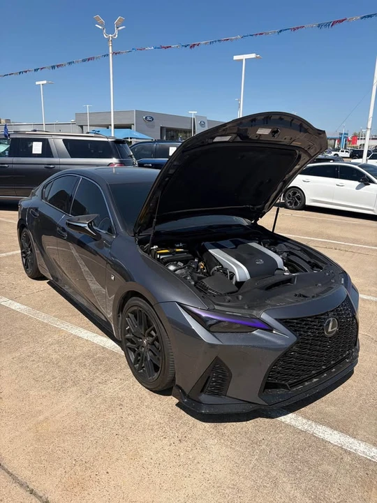 2022 Lexus IS 3rd Gen - Image 8 of 8