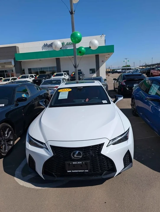 2022 Lexus IS 3rd Gen - Image 2 of 8