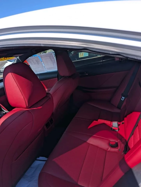 2022 Lexus IS 3rd Gen - Image 6 of 8