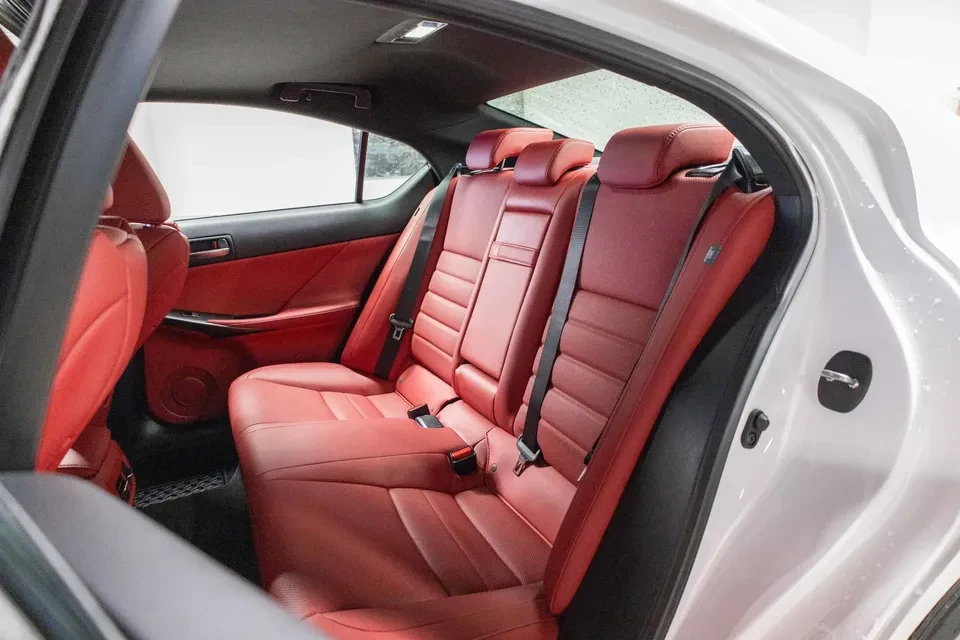 2022 Lexus IS 3rd Gen - Image 13 of 19