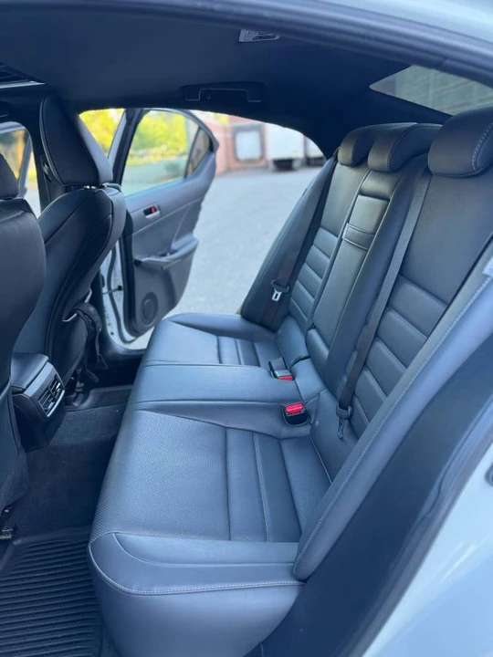 2022 Lexus IS 3rd Gen - Image 7 of 7