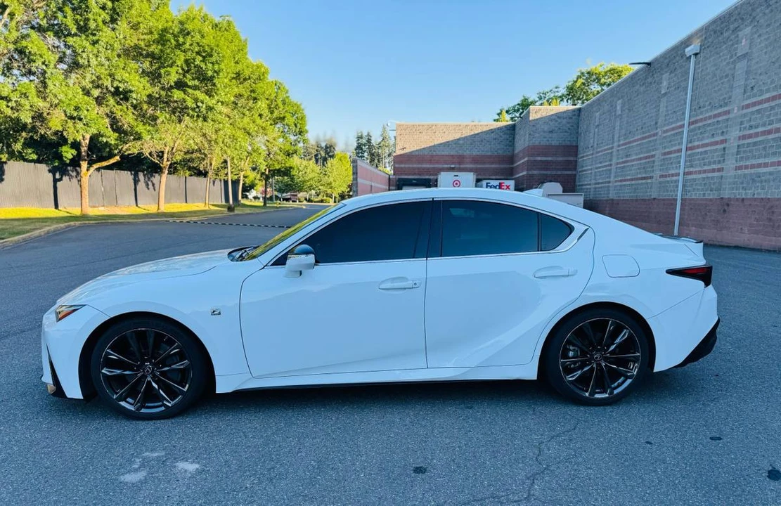 2022 Lexus IS 3rd Gen - Image 3 of 7