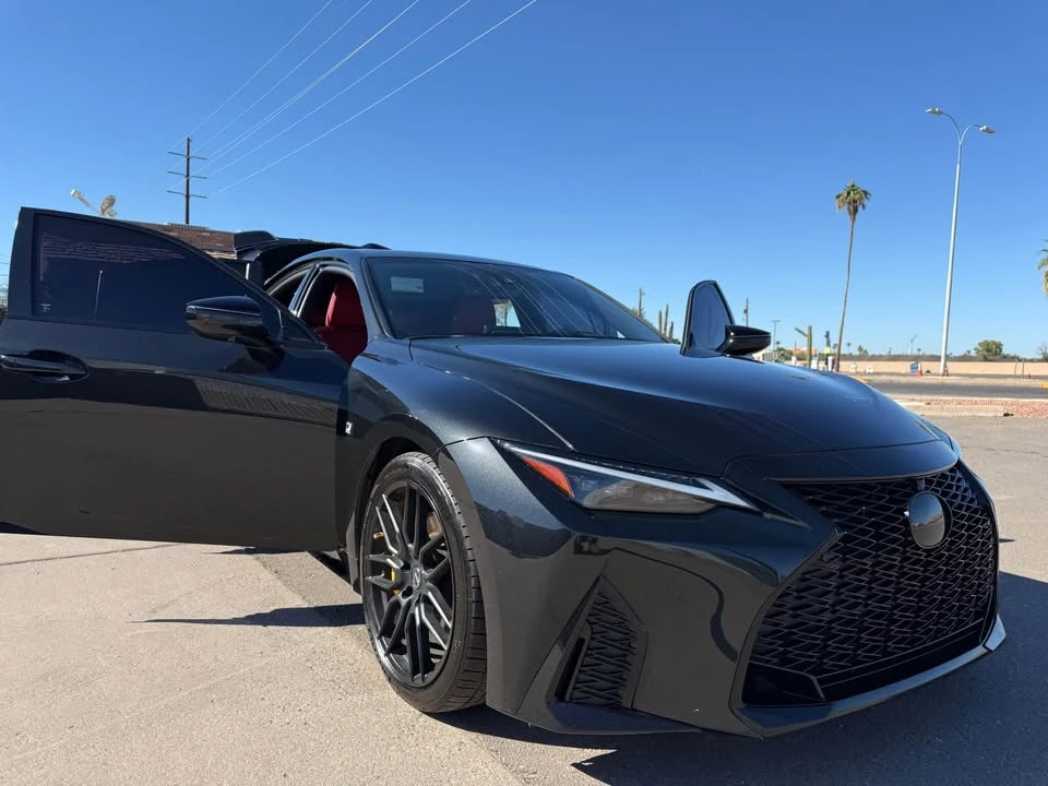 2022 Lexus IS 3rd Gen - Image 5 of 7