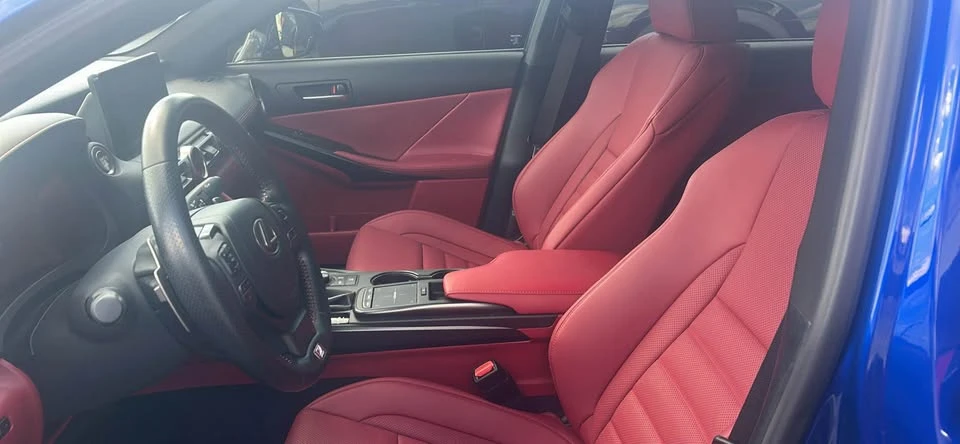 2022 Lexus IS 3rd Gen - Image 5 of 7
