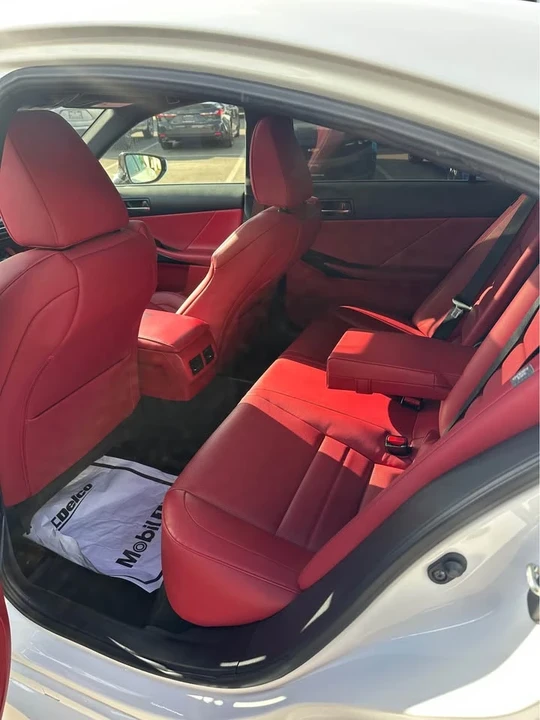 2022 Lexus IS 3rd Gen - Image 7 of 12