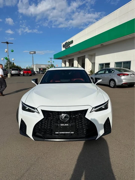 2022 Lexus IS 3rd Gen - Image 2 of 12