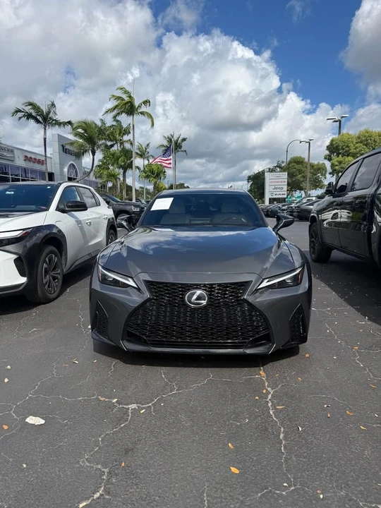 2022 Lexus IS 3rd Gen - Image 2 of 11
