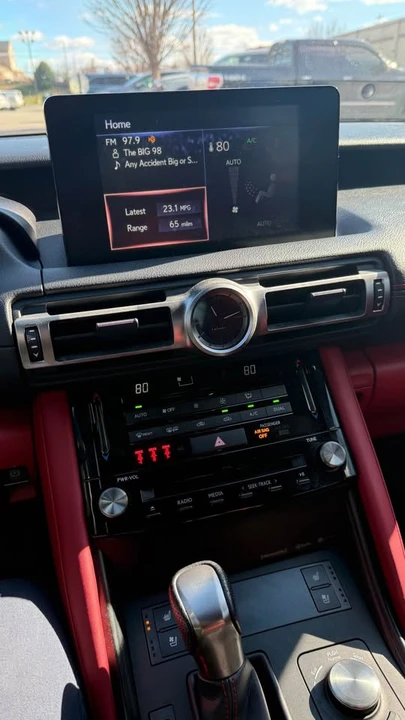 2022 Lexus IS 3rd Gen - Image 5 of 6