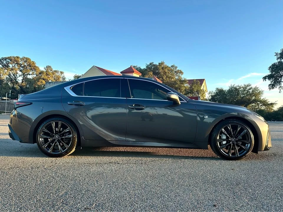 2022 Lexus IS 3rd Gen - Image 2 of 10