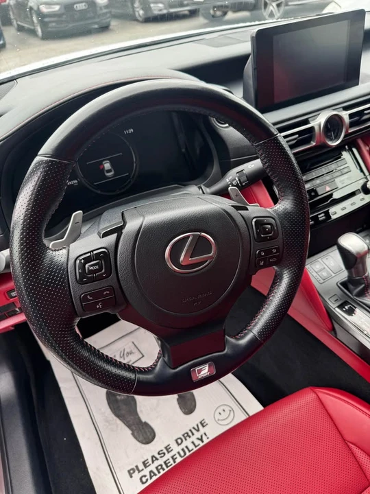 2022 Lexus IS 3rd Gen - Image 8 of 12