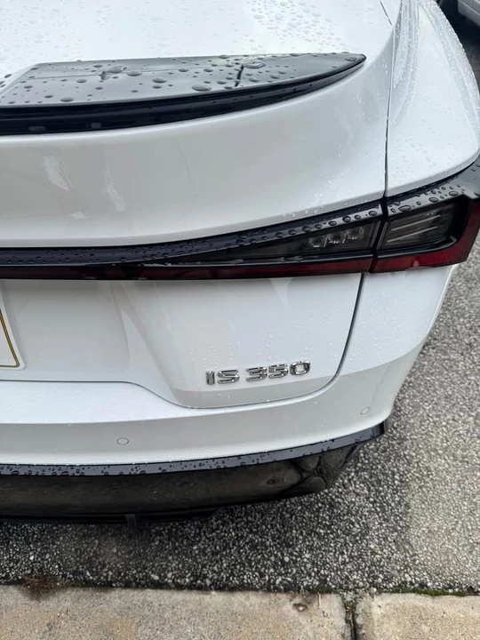 2022 Lexus IS 3rd Gen - Image 5 of 12