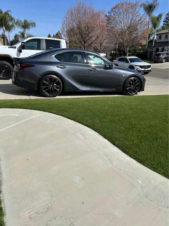 2022 Lexus IS 3rd Gen - Image 4 of 10