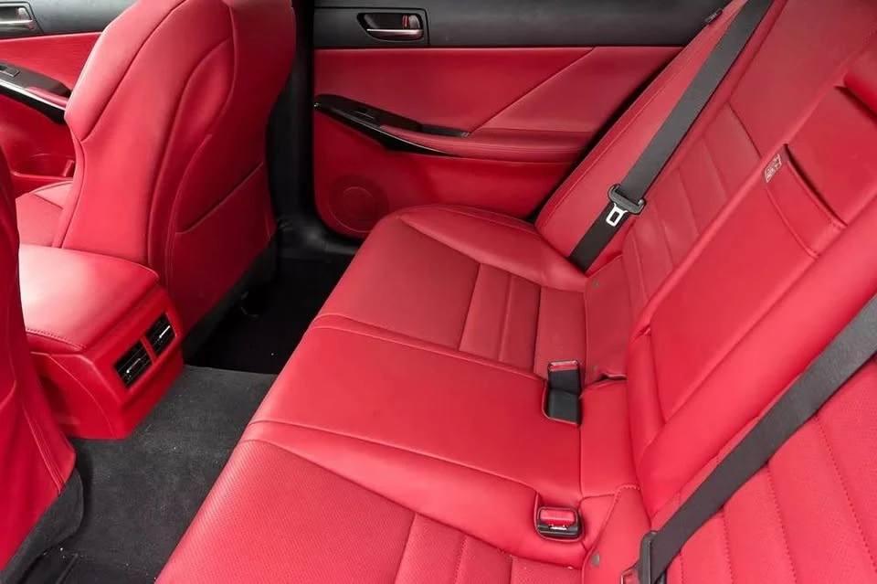2022 Lexus IS 3rd Gen - Image 8 of 10