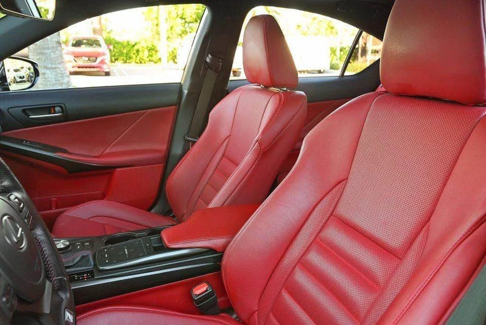 2022 Lexus IS 3rd Gen - Image 6 of 8