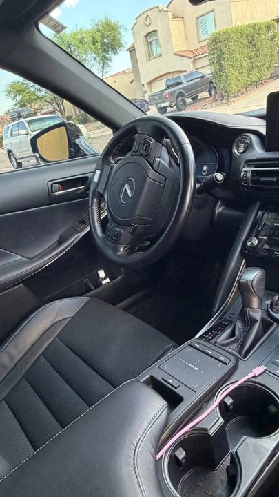 2022 Lexus IS 3rd Gen - Image 2 of 9