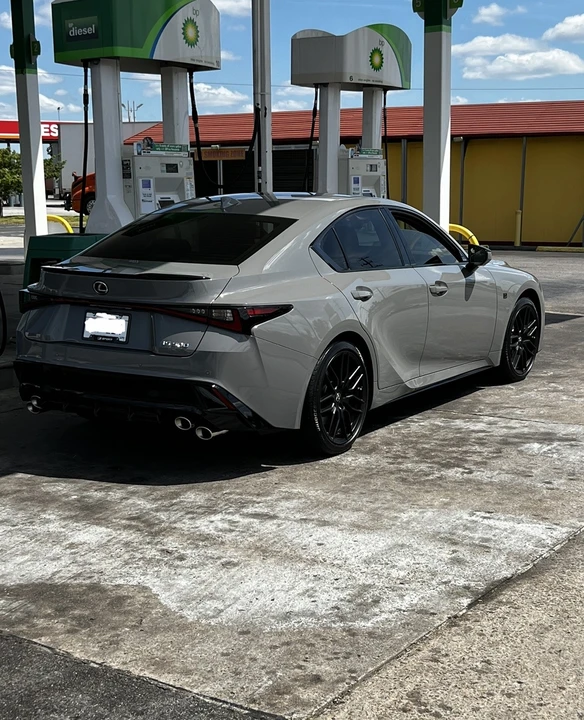 2022 Lexus IS 3rd Gen - Image 2 of 21