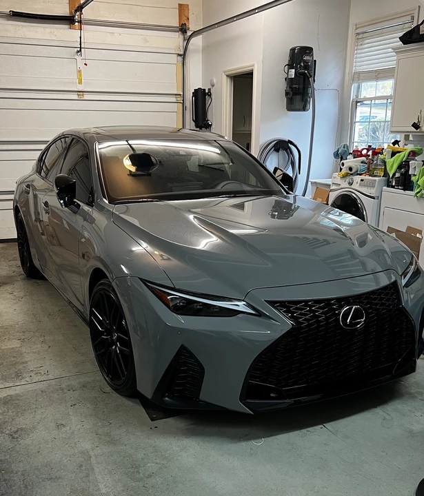 2022 Lexus IS 3rd Gen - Image 13 of 21
