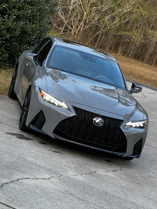2022 Lexus IS 3rd Gen - Image 20 of 21