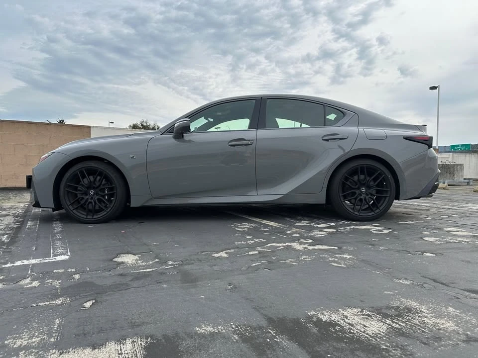 2022 Lexus IS 3rd Gen - Image 7 of 10