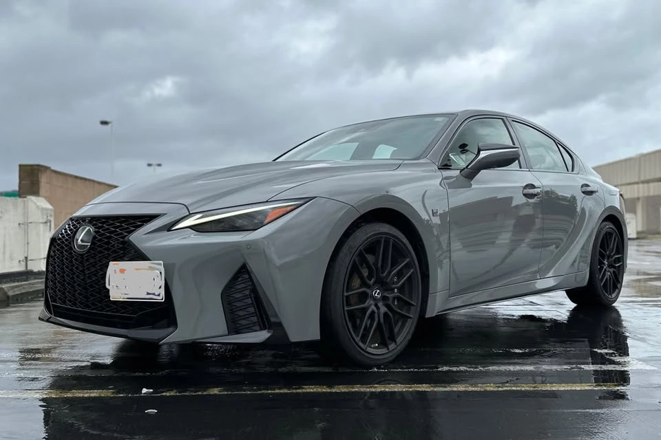 2022 Lexus IS 3rd Gen - Image 2 of 10