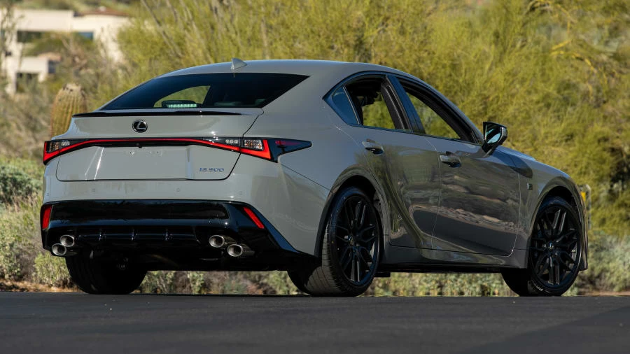 2022 Lexus IS 3rd Gen - Image 3 of 28