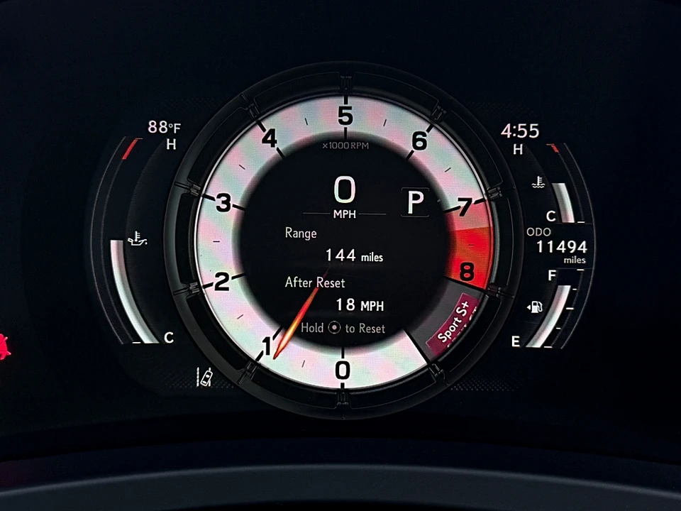 2022 Lexus IS 3rd Gen - Image 16 of 20