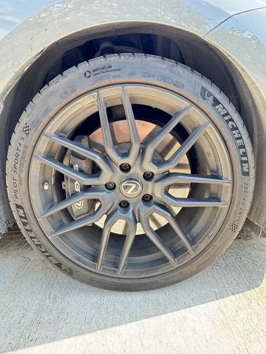 2022 Lexus IS 3rd Gen - Image 16 of 18