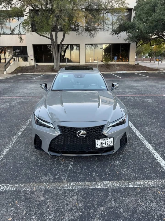 2022 Lexus IS 3rd Gen - Image 3 of 18