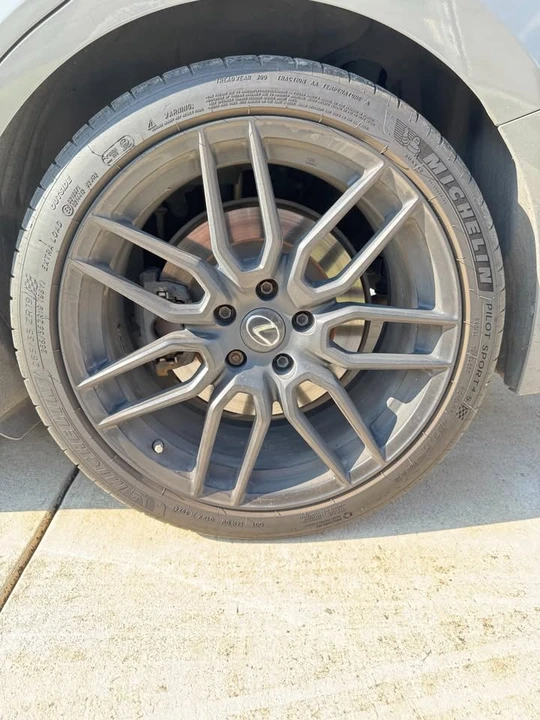 2022 Lexus IS 3rd Gen - Image 17 of 18