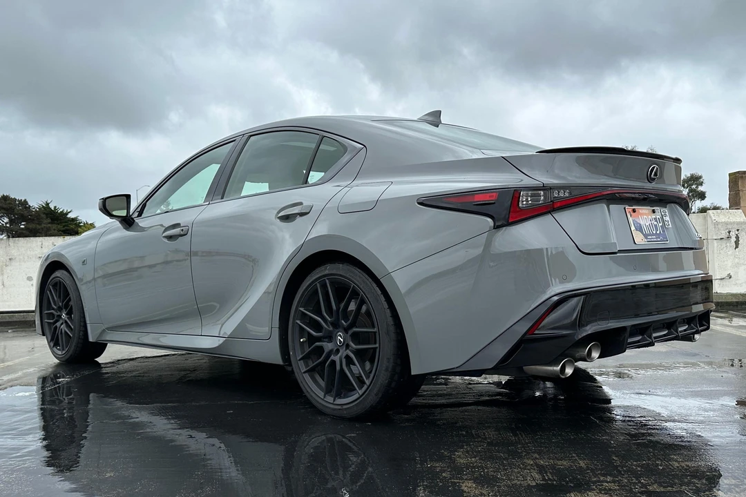 2022 Lexus IS 3rd Gen - Image 5 of 31