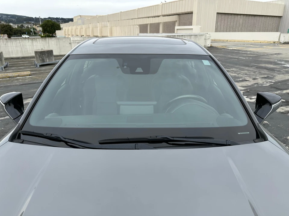 2022 Lexus IS 3rd Gen - Image 21 of 31