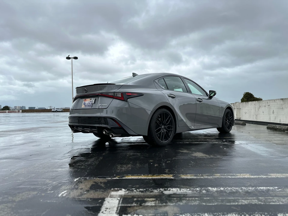 2022 Lexus IS 3rd Gen - Image 14 of 31
