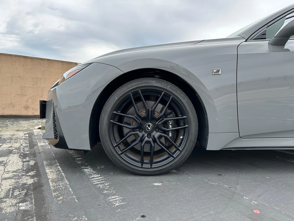 2022 Lexus IS 3rd Gen - Image 24 of 31