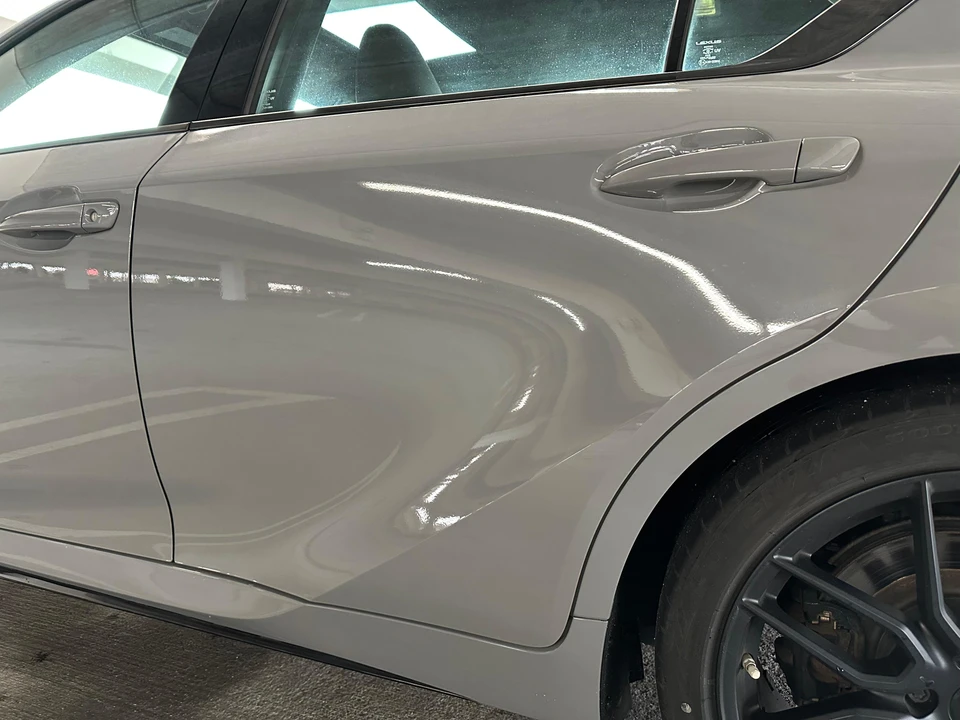 2022 Lexus IS 3rd Gen - Image 27 of 31