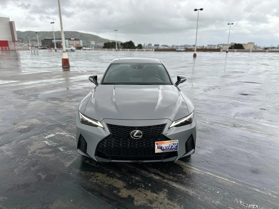 2022 Lexus IS 3rd Gen - Image 7 of 31