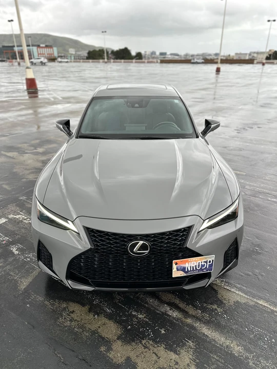 2022 Lexus IS 3rd Gen - Image 6 of 31