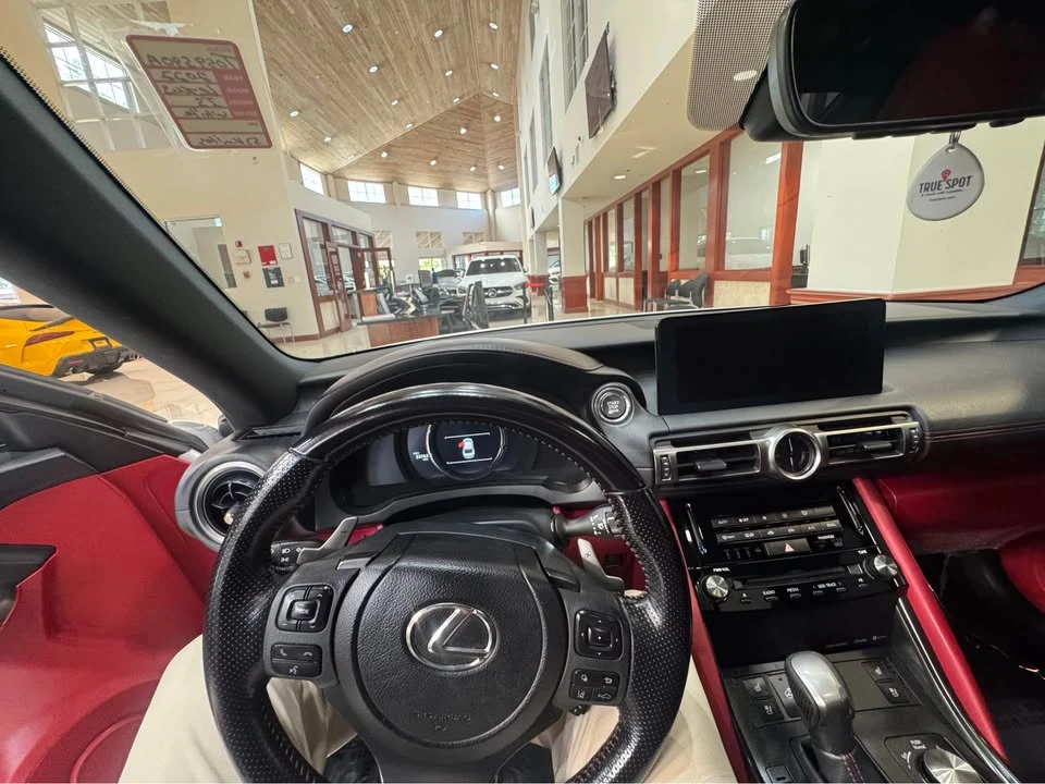 2022 Lexus IS 3rd Gen - Image 12 of 13