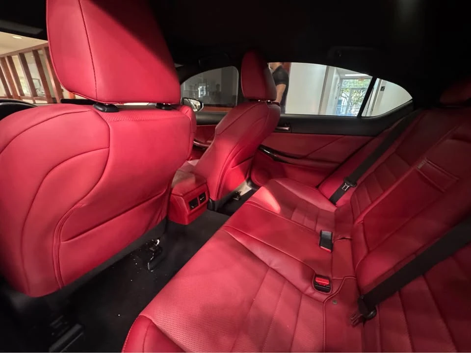 2022 Lexus IS 3rd Gen - Image 10 of 13