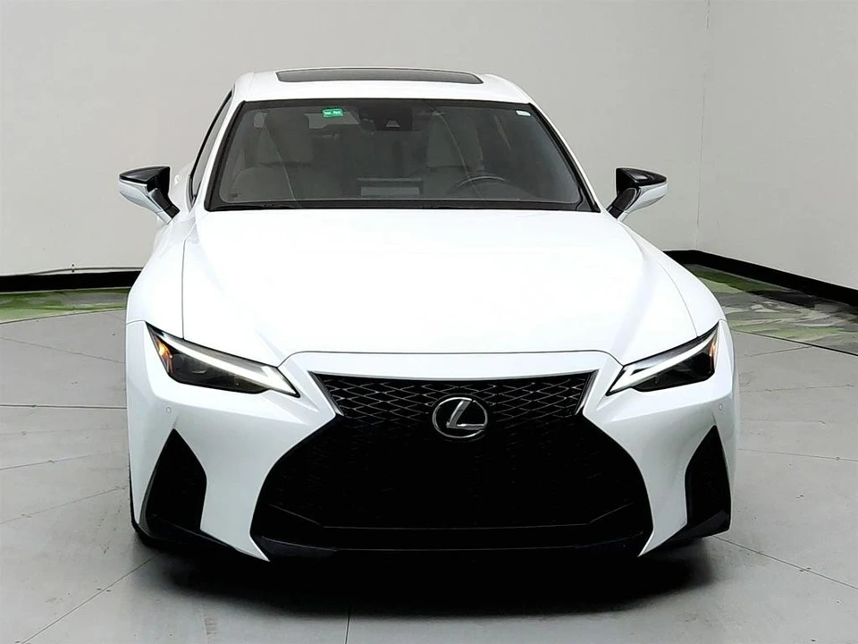 2022 Lexus IS 3rd Gen - Image 2 of 12