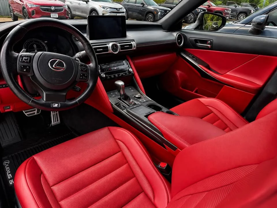 2022 Lexus IS 3rd Gen - Image 6 of 8