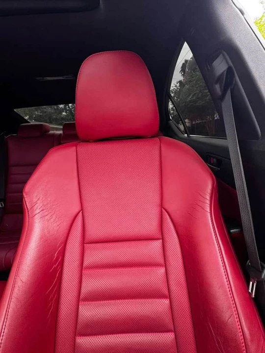 2022 Lexus IS 3rd Gen - Image 8 of 15