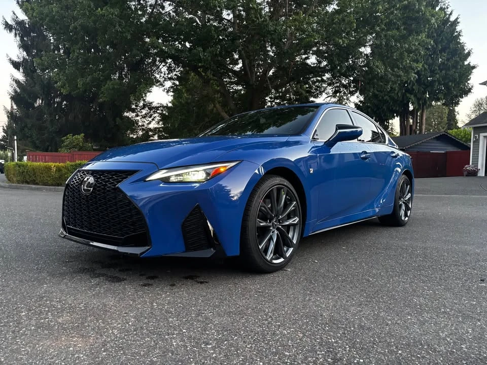 2022 Lexus IS 3rd Gen - Image 4 of 14