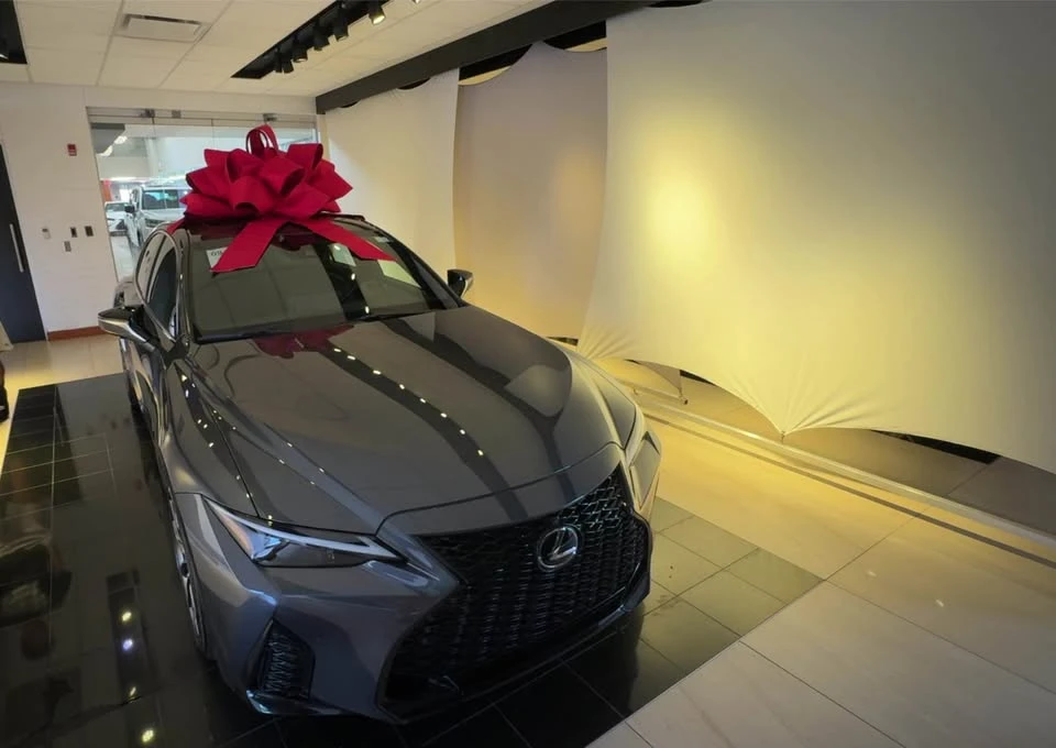 2022 Lexus IS 3rd Gen - Image 2 of 2